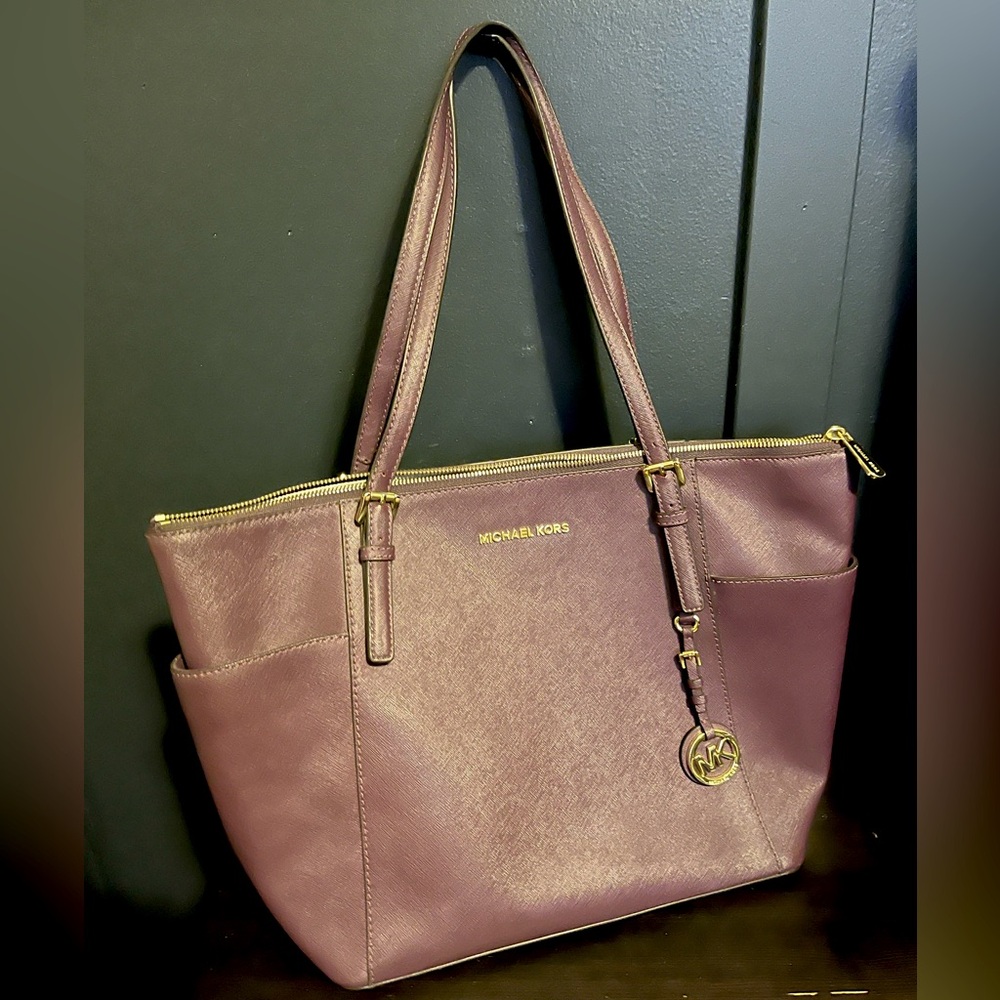 Charlotte Large Saffiano Leather Top-Zip Tote Bag with laptop sleeve